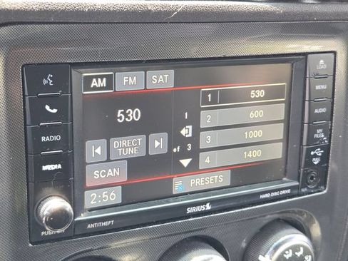 Used 2014 Dodge Challenger SXT RWD image 20