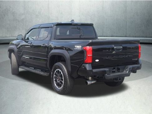 Used 2025 Toyota Tacoma TRD Off-Road w/ TRD Off Road Premium Package AWD/4WD image 19