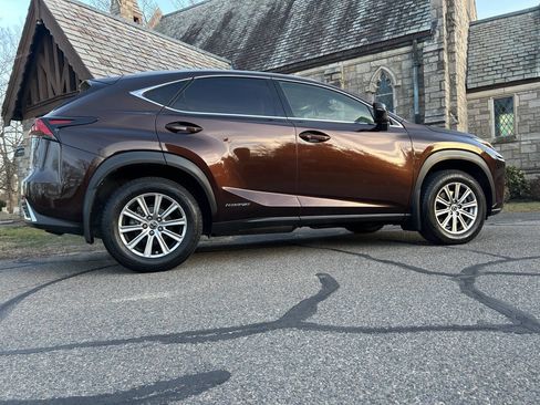 Used 2019 Lexus NX 300h AWD w/ Comfort Package image 22