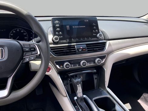 Used 2018 Honda Accord LX image 7