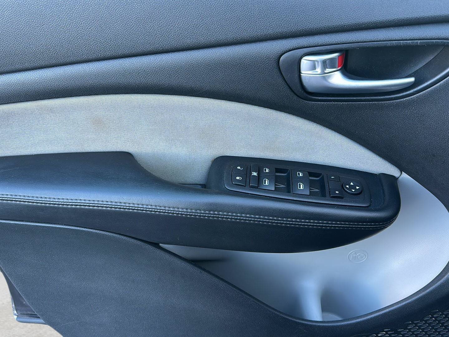 Used 2016 Dodge Dart SXT Sport w/ Premium Group FWD image 4