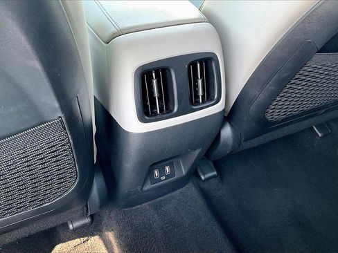 Used 2024 Hyundai Tucson Limited image 33