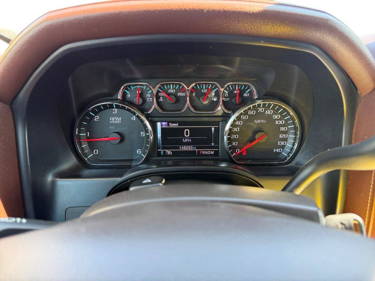 Used 2014 Chevrolet Silverado 1500 High Country w/ High Country Premium Package AWD/4WD image 17