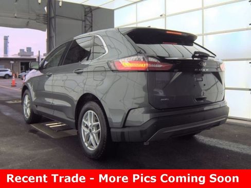 Used 2024 Ford Edge SEL image 2