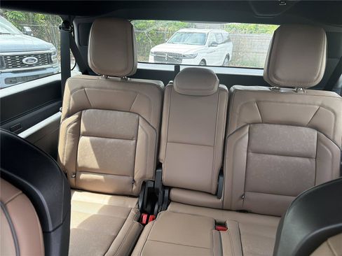 New 2026 Lincoln Navigator L Black Label image 30