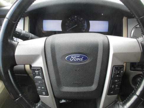 Used 2017 Ford Expedition EL Limited w/ Equipment Group 301A image 19
