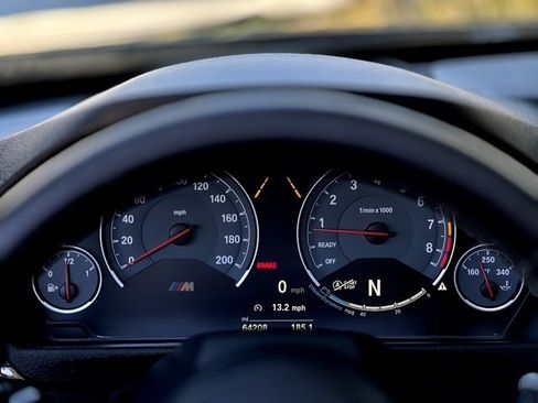 Used 2016 BMW M4 Convertible image 42