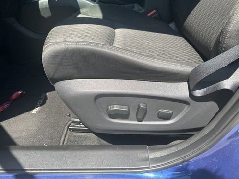 Used 2020 Nissan Rogue SV FWD image 9