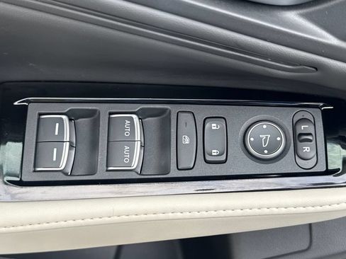 Used 2024 Honda Accord Touring image 14
