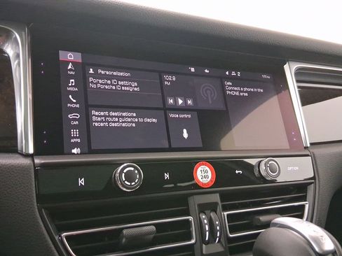 New 2026 Porsche Macan S image 24