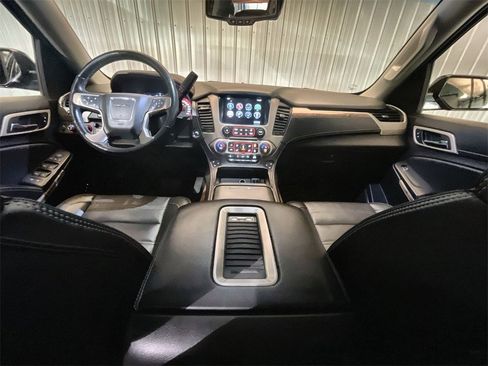 Used 2016 GMC Yukon Denali image 19