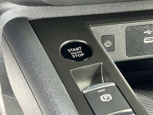 New 2026 Nissan Kicks SV image 31