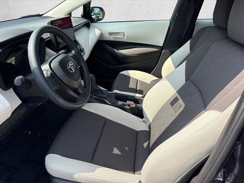 Used 2026 Toyota Corolla LE FWD image 13