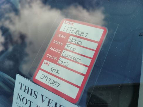 Used 2022 Jeep Compass Limited w/ Elite Group image 10