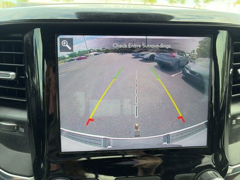 Used 2021 RAM 1500 Laramie image 17