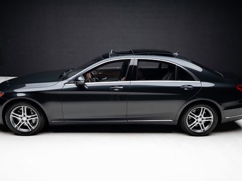 Used 2016 Mercedes-Benz S 550 4MATIC Sedan image 16