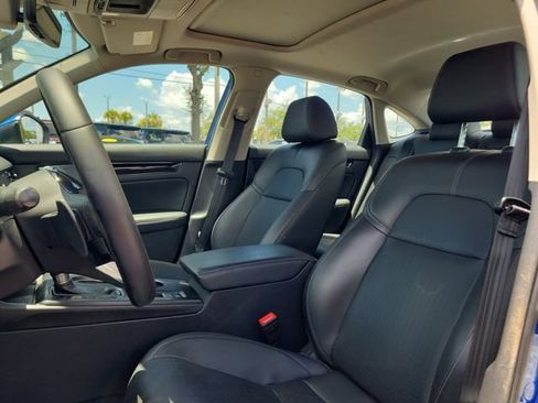 Used 2022 Honda Civic Touring image 17