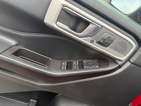 Used 2020 Ford Explorer Limited AWD/4WD image 6