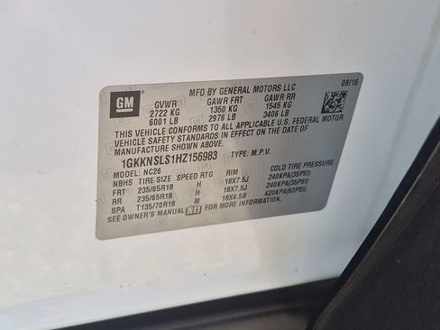 Used 2017 GMC Acadia SLE AWD/4WD image 30