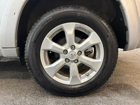 Used 2009 Toyota RAV4 Limited AWD/4WD image 9