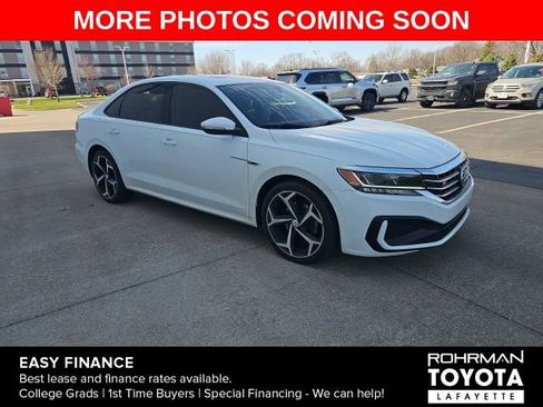 Used 2020 Volkswagen Passat 2.0T R-Line image 3