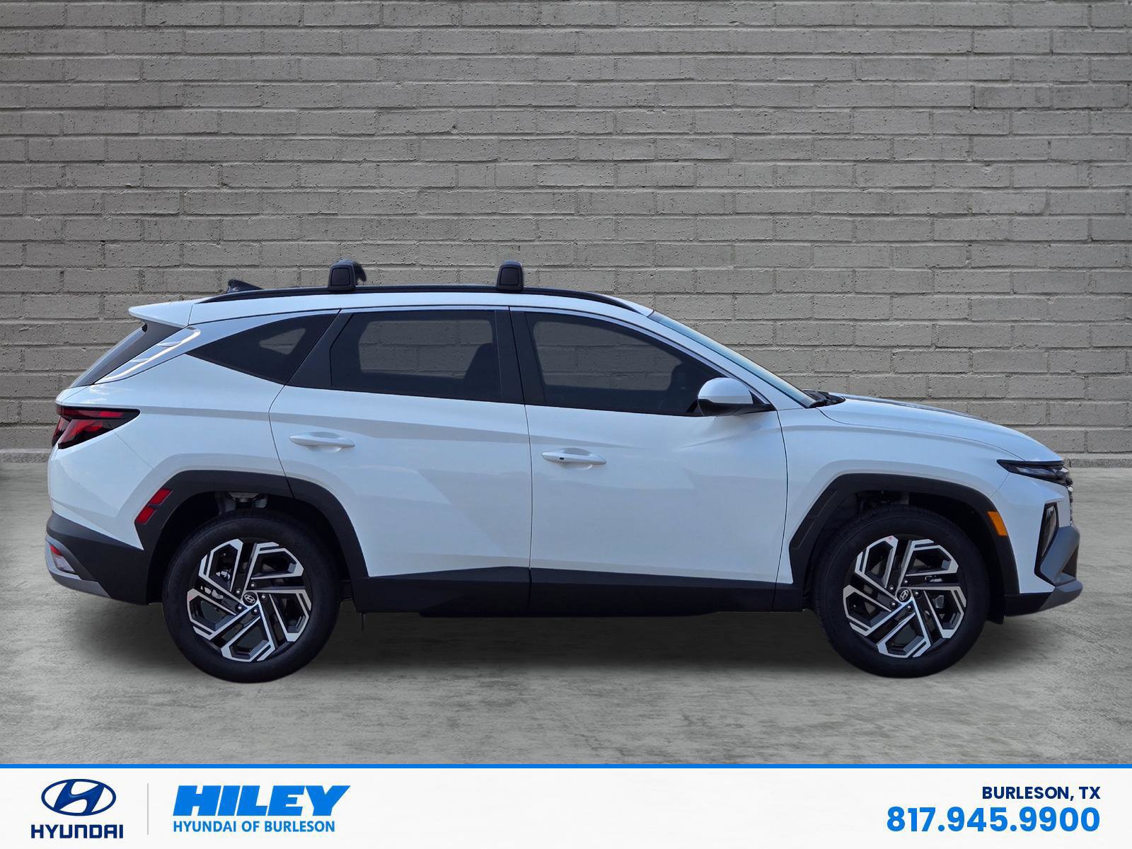 New 2026 Hyundai Tucson SEL Plus FWD image 3