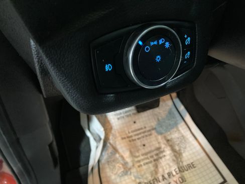 Used 2016 Ford Escape SE w/ Equipment Group 201A image 20