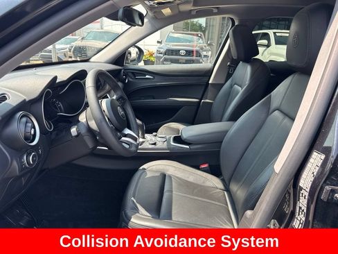 Used 2021 Alfa Romeo Stelvio Sprint w/ Sun & Sound Package AWD/4WD image 11
