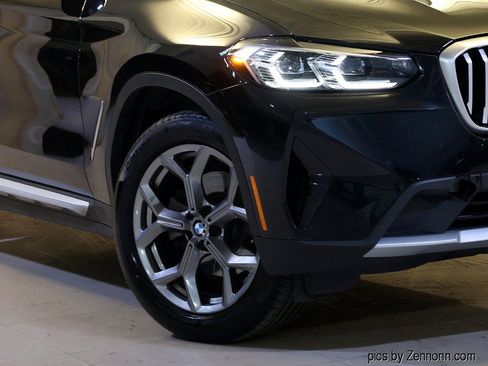 Used 2023 BMW X3 xDrive30i w/ Premium Package w/ZPA AWD/4WD image 3