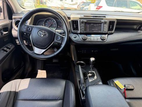 Used 2014 Toyota RAV4 Limited w/ Technology Package AWD/4WD image 11