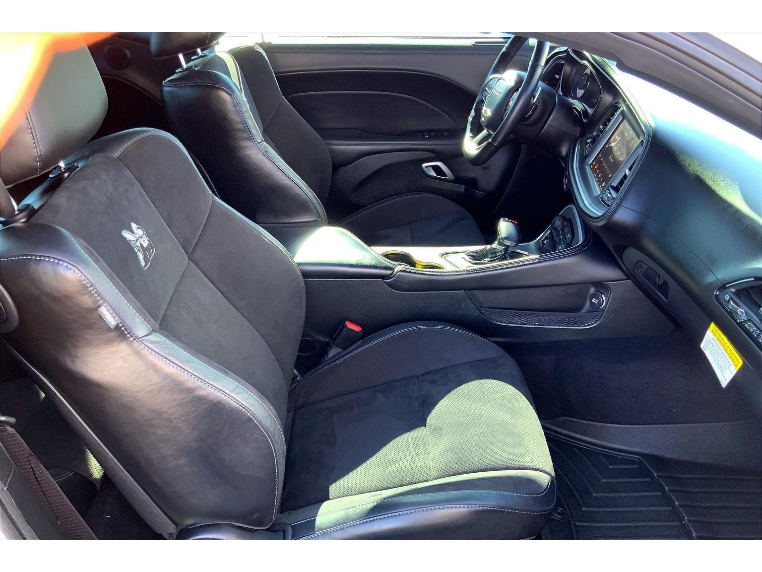 Used 2022 Dodge Challenger R/T Scat Pack w/ Shaker Package RWD image 7