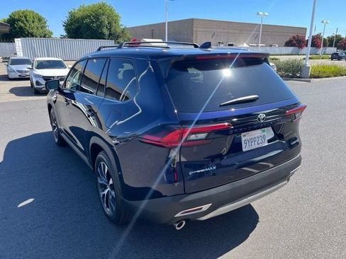 Used 2026 Toyota Grand Highlander AWD Hybrid image 6