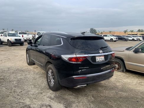 Used 2023 Buick Enclave Premium image 6