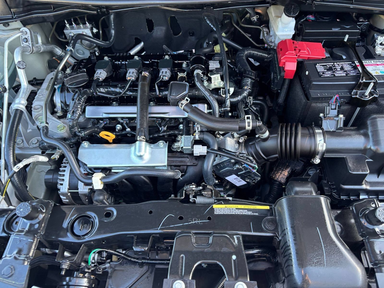 Used 2025 Nissan Versa SV FWD image 31