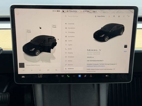 Used 2023 Tesla Model Y Long Range AWD/4WD image 15