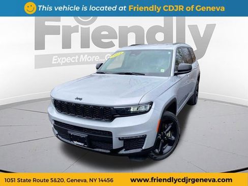 Used 2023 Jeep Grand Cherokee L Limited w/ Black Appearance Package AWD/4WD image 1