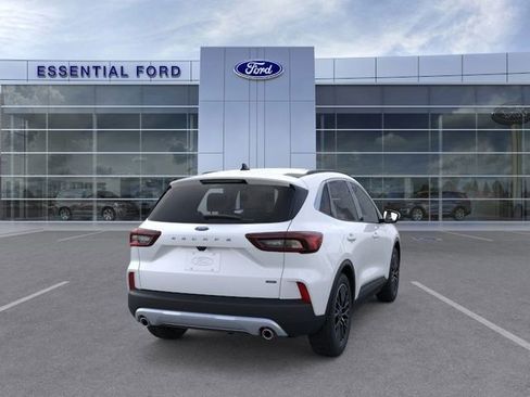New 2026 Ford Escape SE FWD image 8
