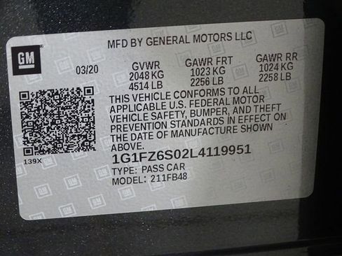 Used 2020 Chevrolet Bolt Premier w/ Infotainment Package image 22