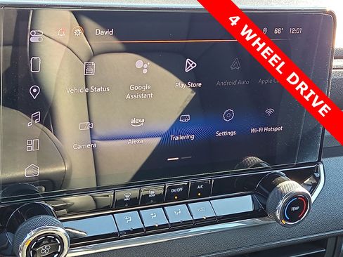 Used 2024 Chevrolet Colorado Trail Boss image 17