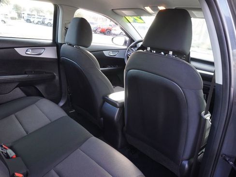 Used 2024 Kia Forte LXS image 10