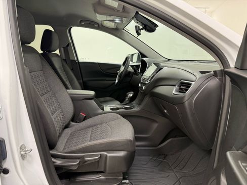 Used 2022 Chevrolet Equinox LT image 20