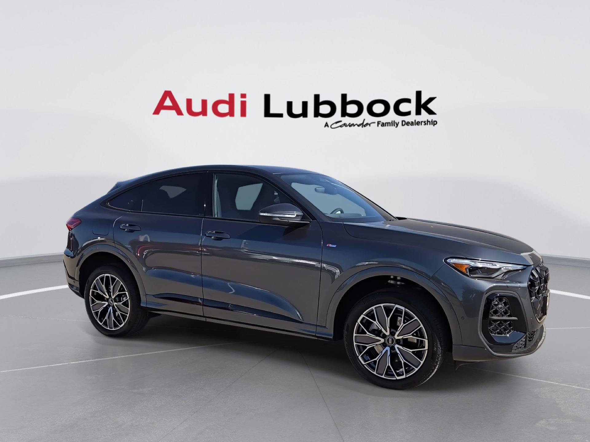 New 2026 Audi Q5 Premium Plus AWD/4WD image 2