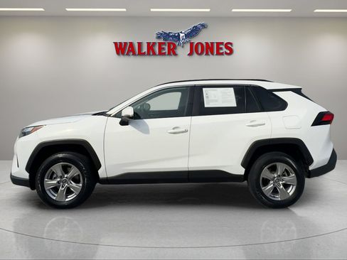 Used 2023 Toyota RAV4 XLE FWD image 4