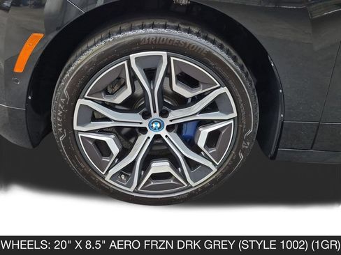 Used 2025 BMW iX xDrive50 AWD/4WD image 11