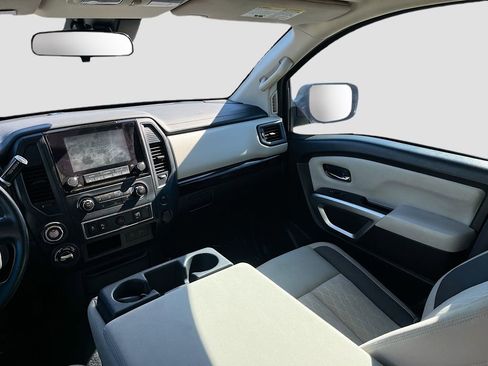 Used 2023 Nissan Titan SV w/ Accessory Utility Package image 20
