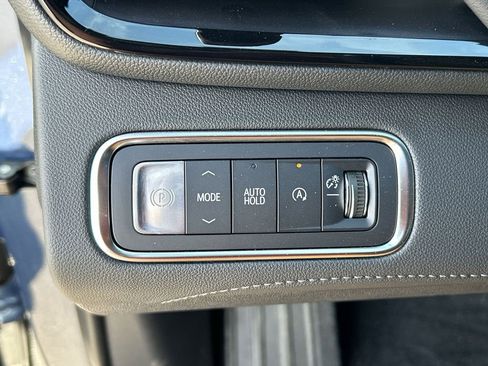 New 2026 Buick Enclave Avenir w/ Super Cruise Package image 18