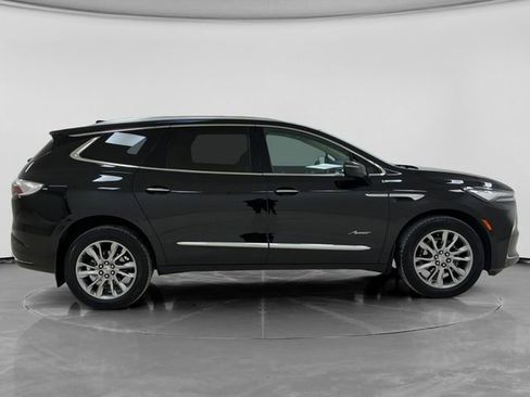 Used 2024 Buick Enclave Avenir w/ Avenir Technology Package image 2