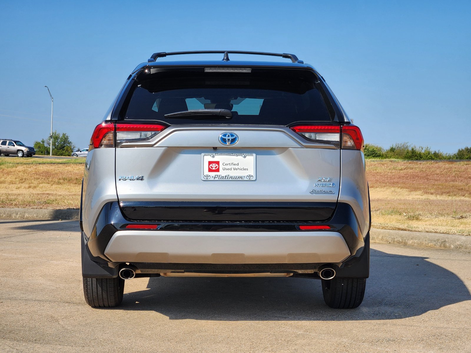 Used 2023 Toyota RAV4 XSE AWD/4WD image 7