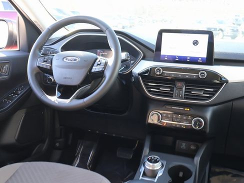 Certified 2022 Ford Escape SE w/ Convenience Package image 13