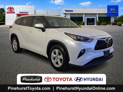 Used 2023 Toyota Highlander LE